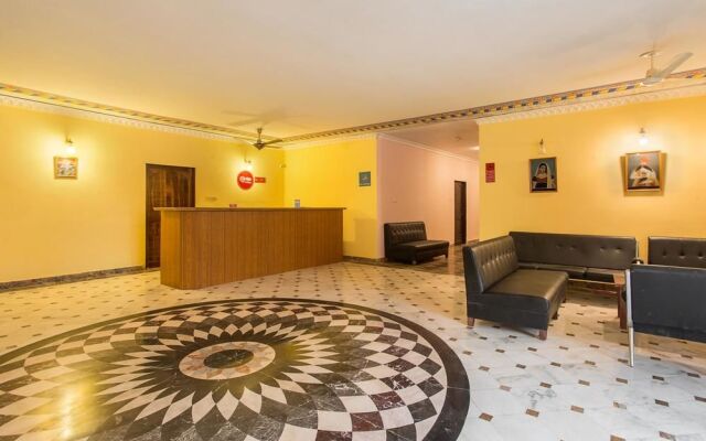OYO 1006 Hotel Red Fort