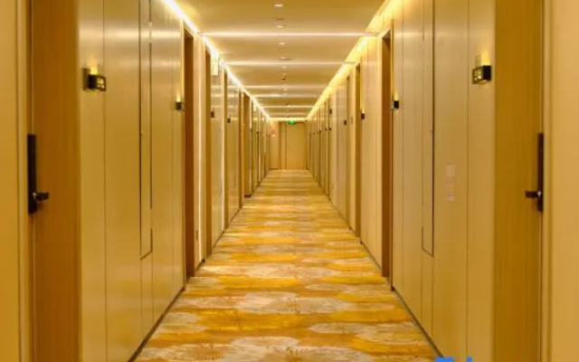 Xin Maisui Hotel (Shijingshan Chaoyang Hospital West Campus)