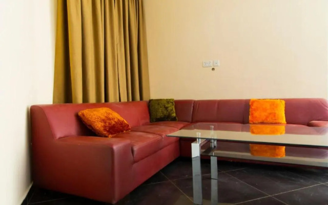 3 bedroom fully furnished Available for Rent