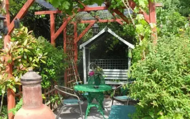 All Seasons Guest House
