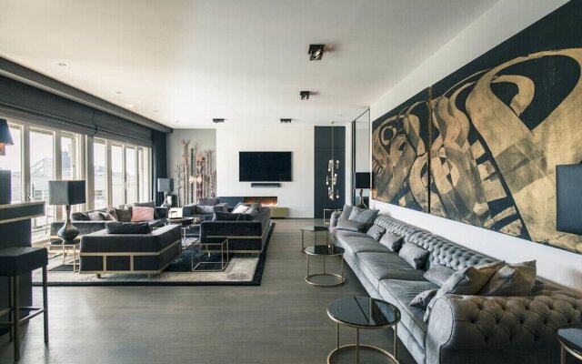Monbijou Penthouse by Suite.030