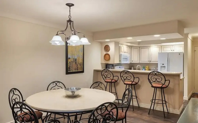 Enzian - CoralTree Residence Collection