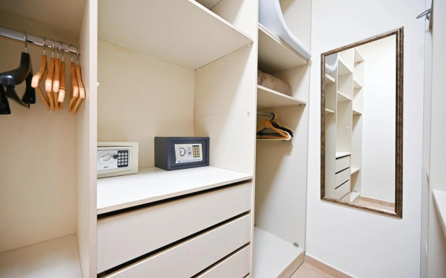 Stunning 4BR in Neve Tsedek by HolyGuest