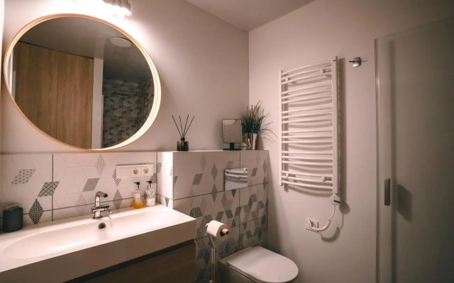 Ravelli 7 Apartment