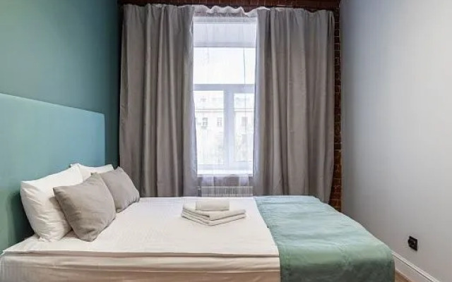 Квартира 4-комнатная на Васильевском Острове