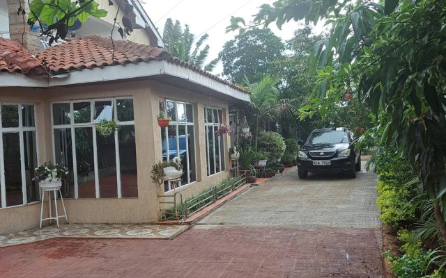 Stay.Plus Utawala Holiday House