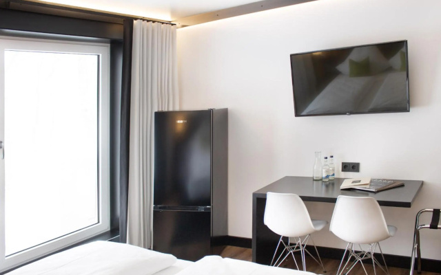 TO Hotel