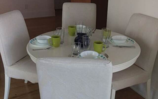 Square One Comfort Suite By Elite Suites
