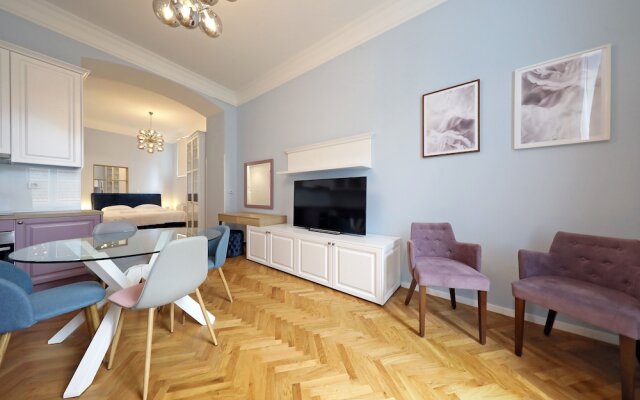 Zagreb IN Central Square Apartment