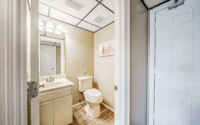 Edgewater Golf Villa 303