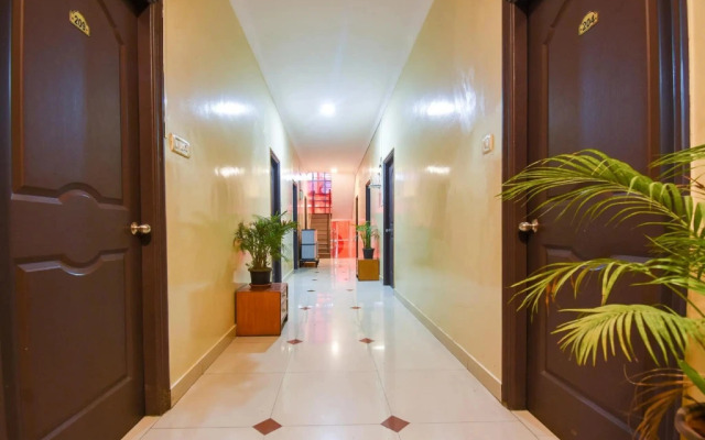 OYO 10340 Hotel Queen's Castle