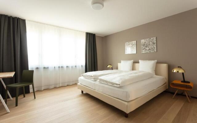 EMA House Serviced Apartments Superior Downtown