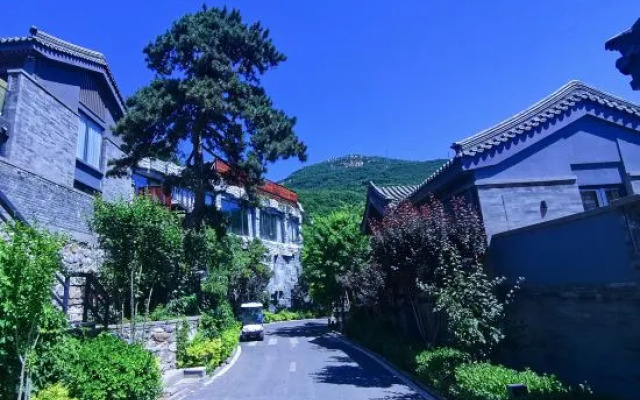 Yining Shanyin Courtyard