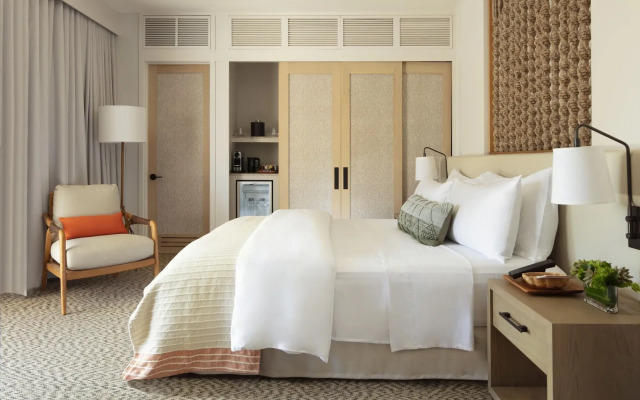 Mauna Lani, Auberge Resorts Collection