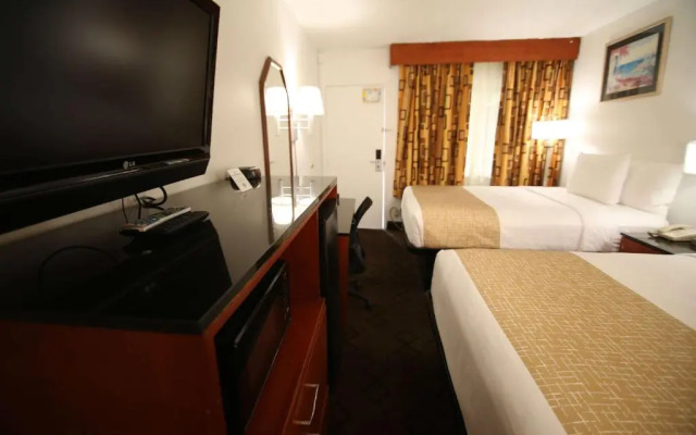 Travelodge Burbank-Glendale