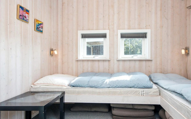 6 Person Holiday Home in Borkop