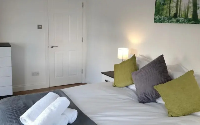 Clifton Apartment