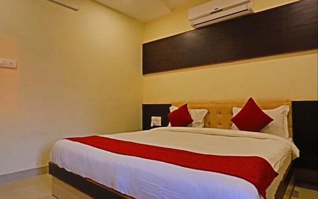 Hotel Suraj Palace