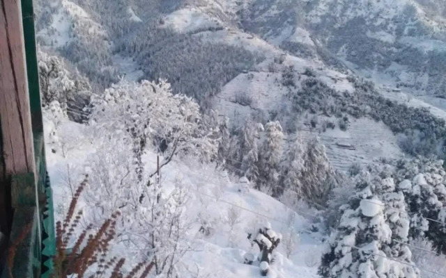 Hotel Devine Point by ADB Rooms