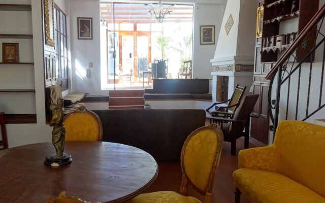 El Jardin De Su Merced B&B