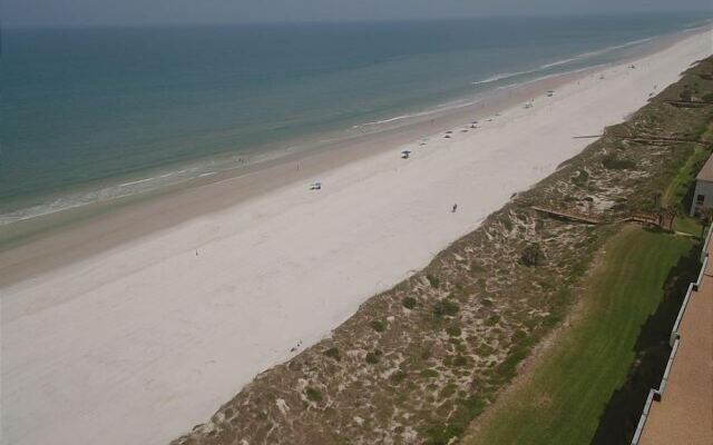 3 Bedroom Oceanfront Luxury Condo - Sand Dollar Iii, 404
