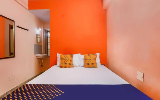 Spot On 701306 Annai Guest House