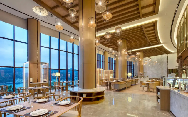 Crowne Plaza Zhoushan Seaview by IHG