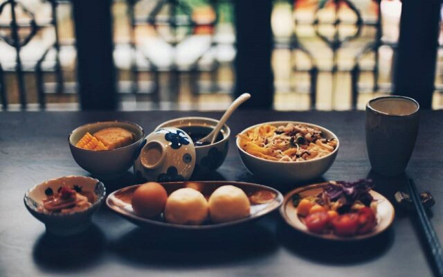 Qinchuan Seclusive Genealand