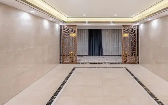 Longcheng Hotel