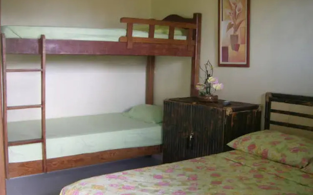 Verdes Mares Hostel
