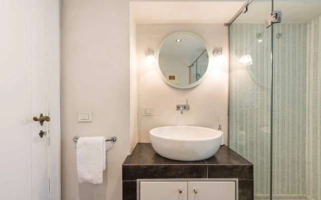 Charming 2bed Apt Overlooking Duomo