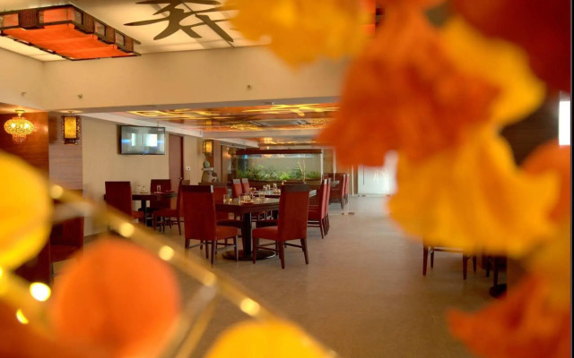 Hotel Chennai Le Palace