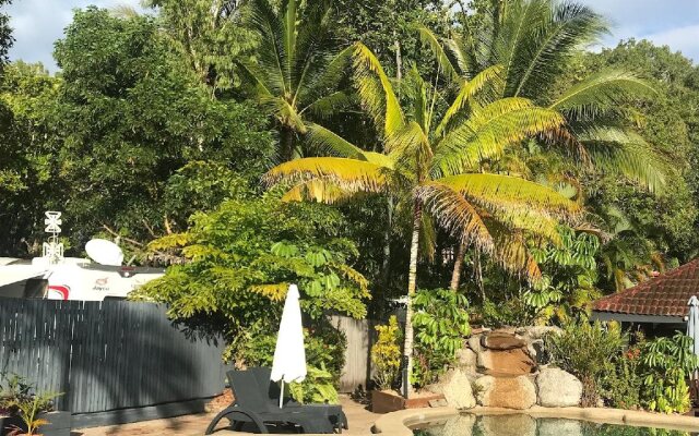 Lychee Tree Holiday Apartments