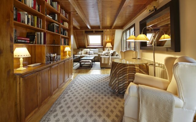 Era Garona by FeelFree Rentals
