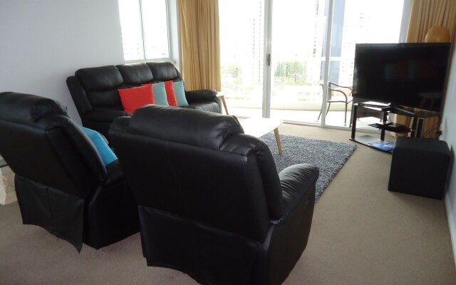 Crest Apartments