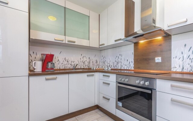 Stunning Home in Labin With Wifi and 5 Bedrooms