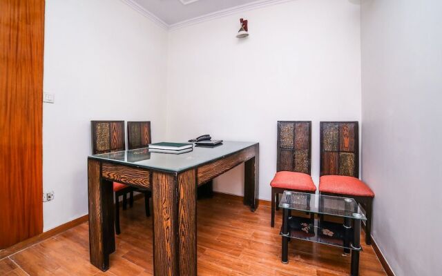 OYO 26589 Hotel Royal Town