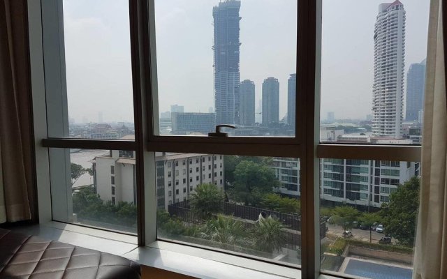 Bangkok Riverside Condo