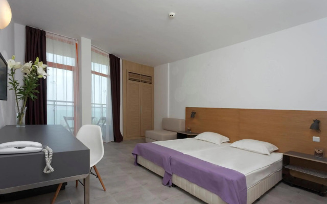 Sunrise Hotel