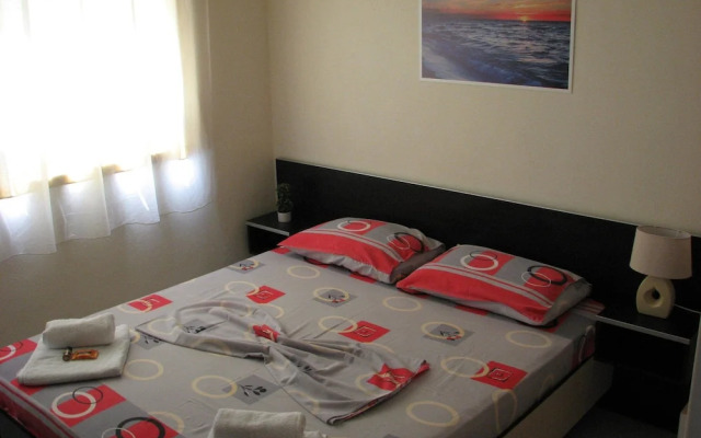 Aparthotel Vila Tufi