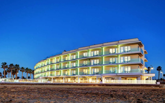 Seacoast Inn