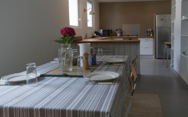 Maison Le Palais, 5 pièces, 9 personnes - FR-1-418-16