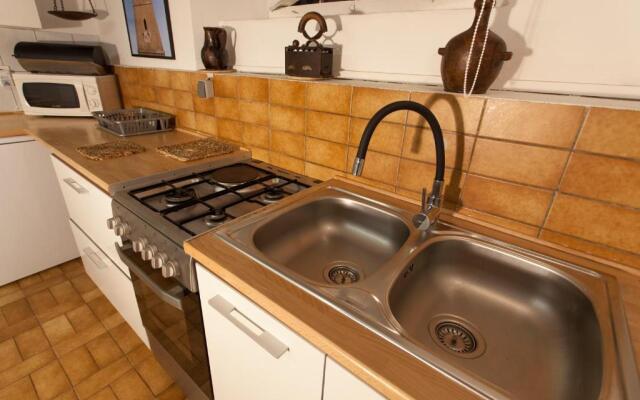 Studio Apartment Nihar