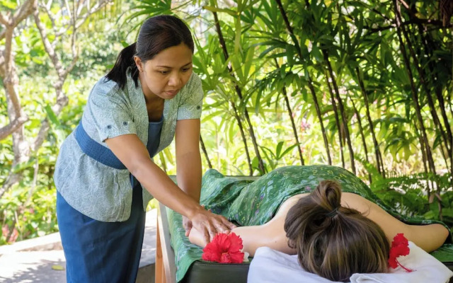 Alamanda Lovina Resort