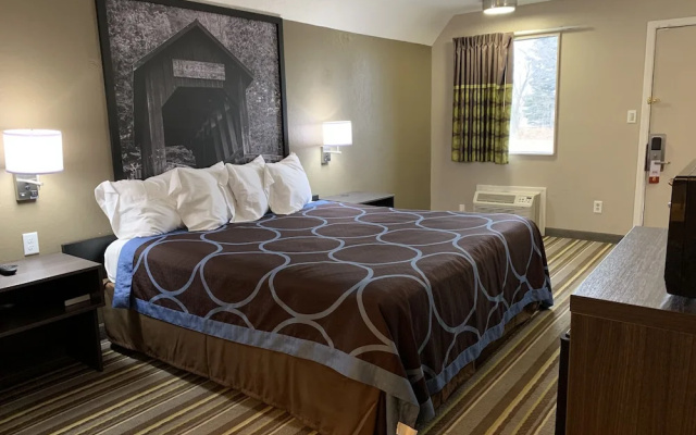 Super 8 By Wyndham Brownsburg