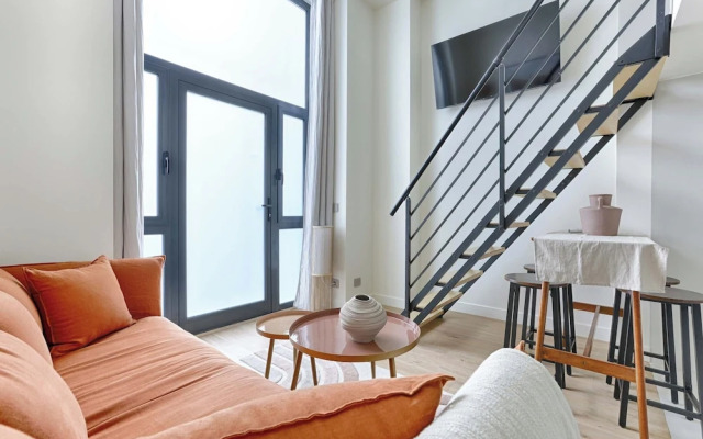 Elegant AC Duplex Bastille Le Marais