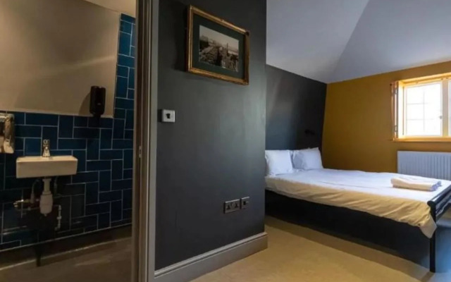 PubLove @ The Steam Engine - Hostel