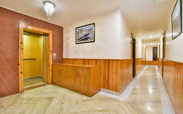The Posh Hotel near Mall Road with Hassle Free Covered Parking