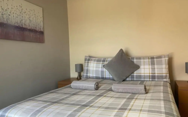 Beautiful 1 Bed Apartment in the Heart of Ludlow