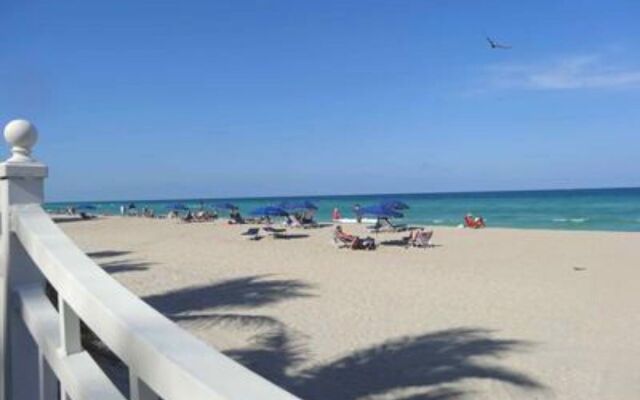 The Tides on Miami Hollywood